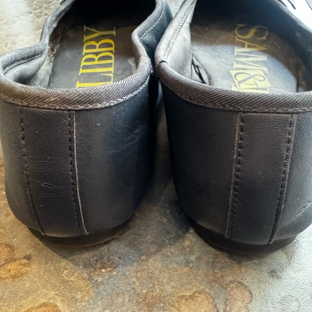 Sam & Libby Navy Flats
